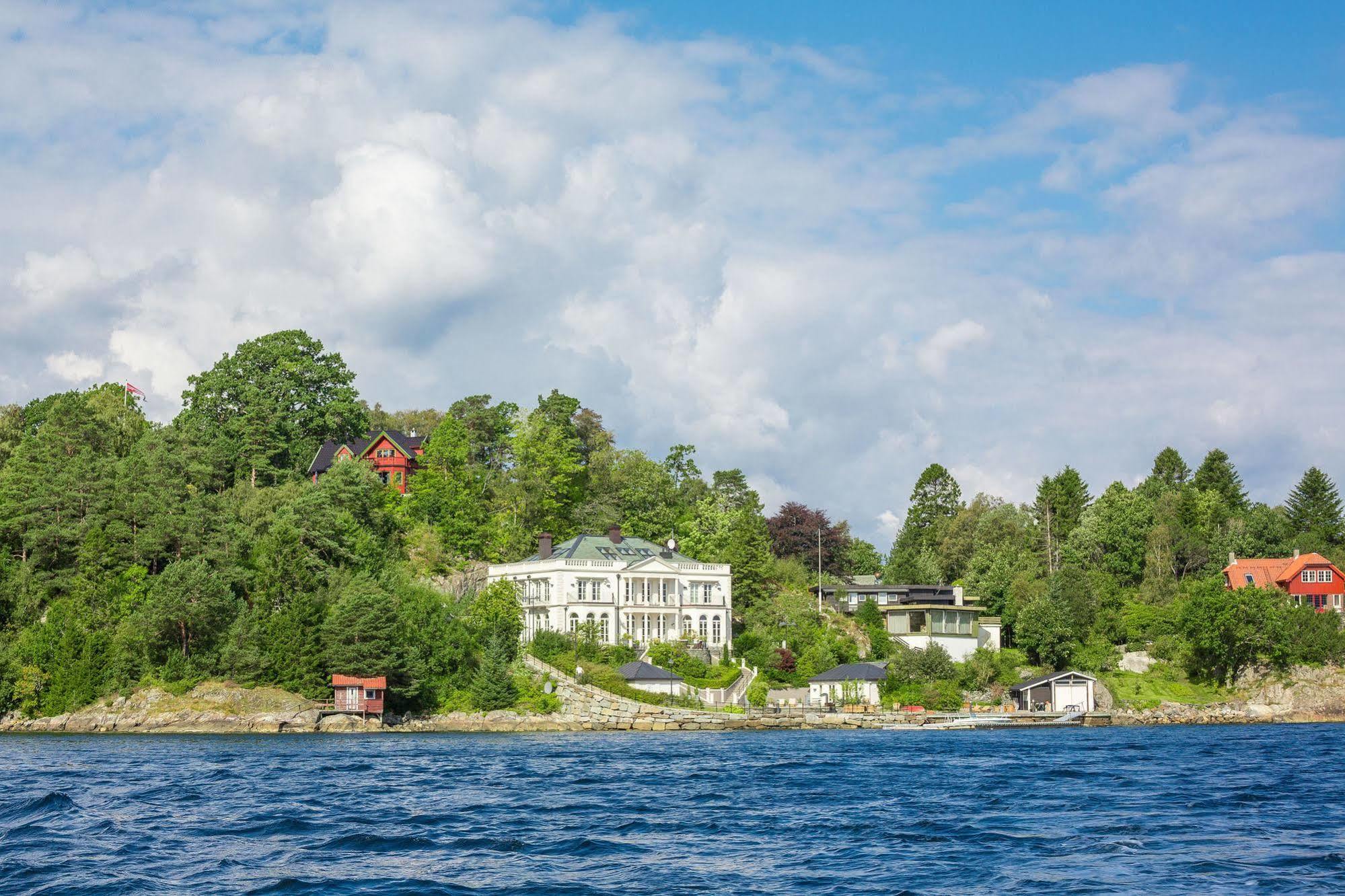Villa Charlotte Bergen Exterior photo